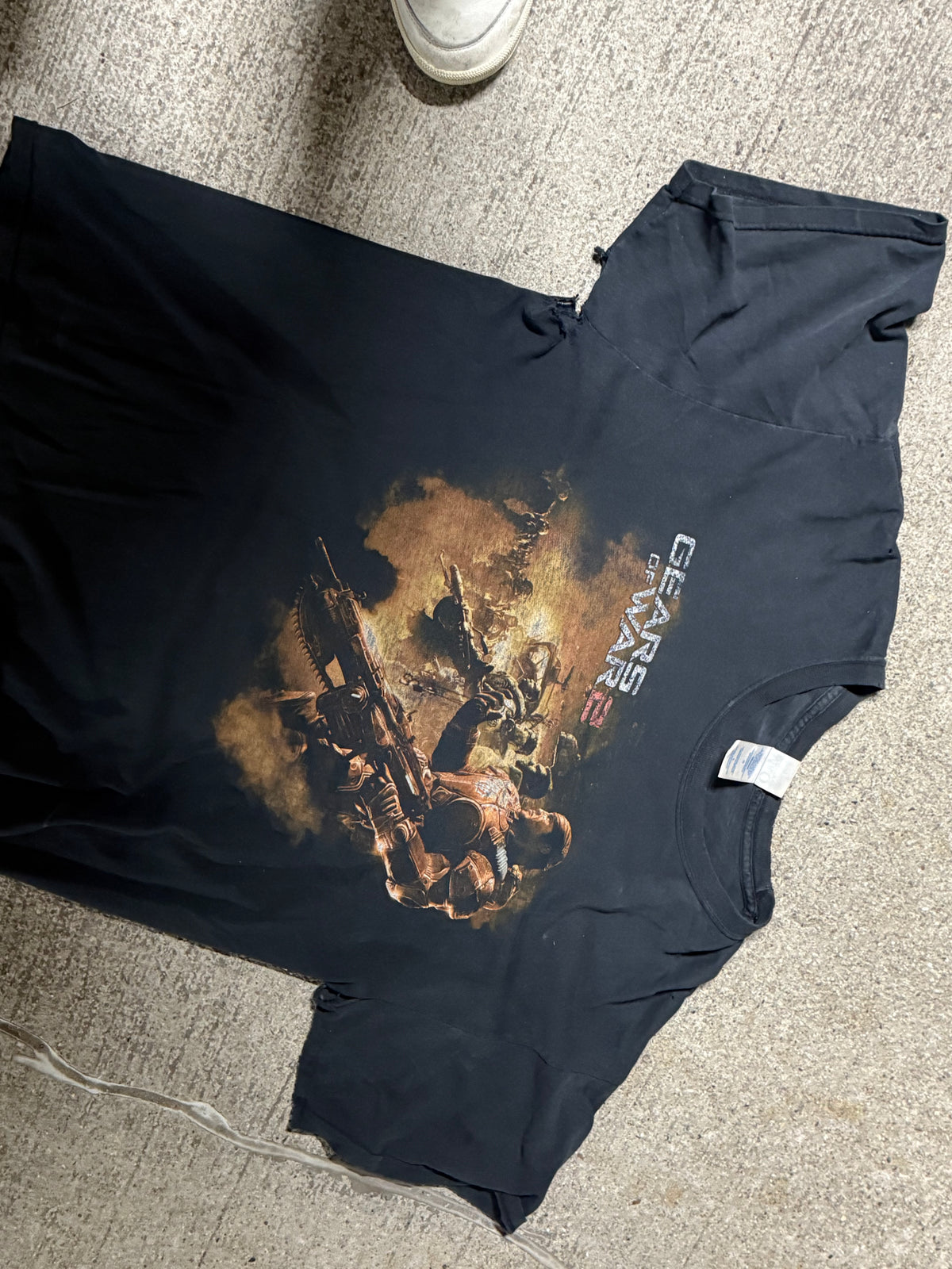 Vintage Gears of War 2 Tee | Large