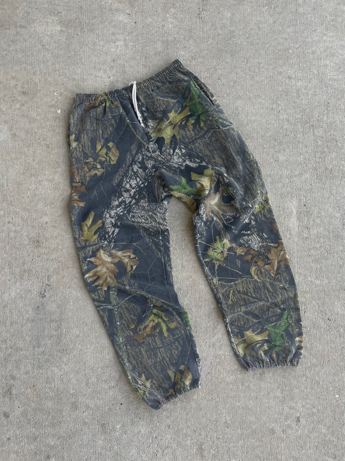 FREE VINTAGE PIECE