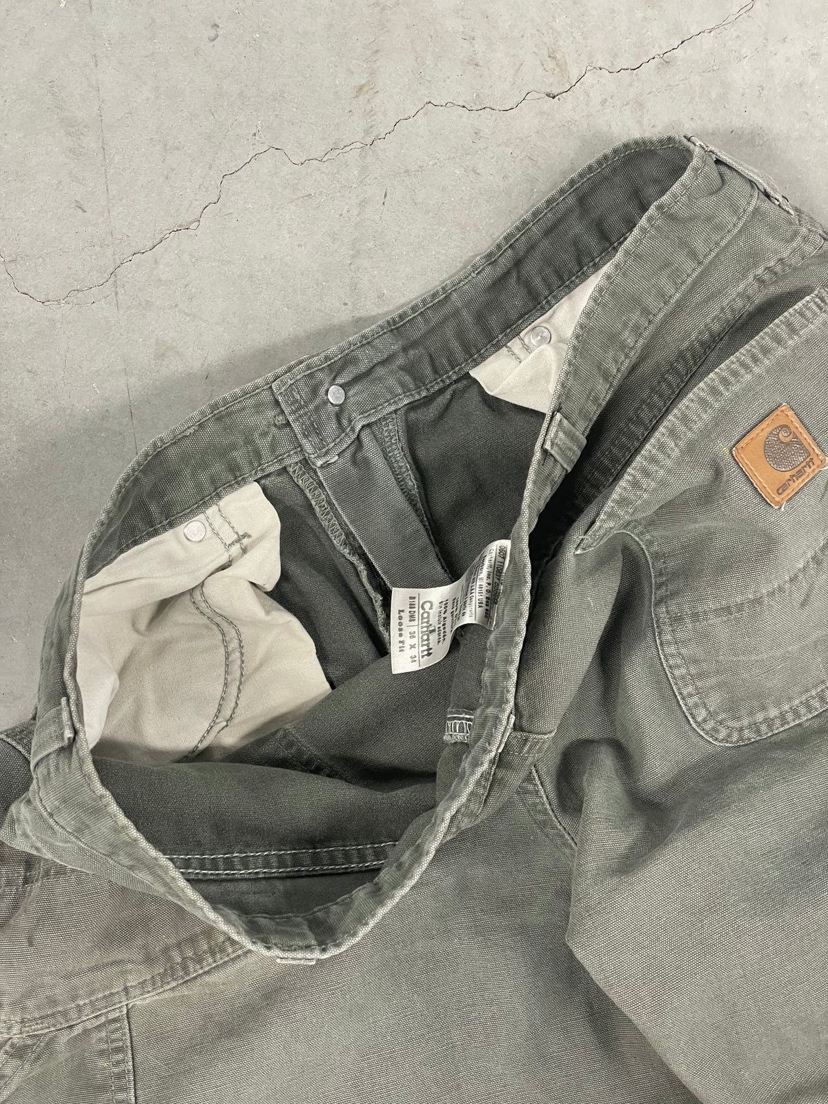 Distressed Carhartt Double Knee Pants | 36x34